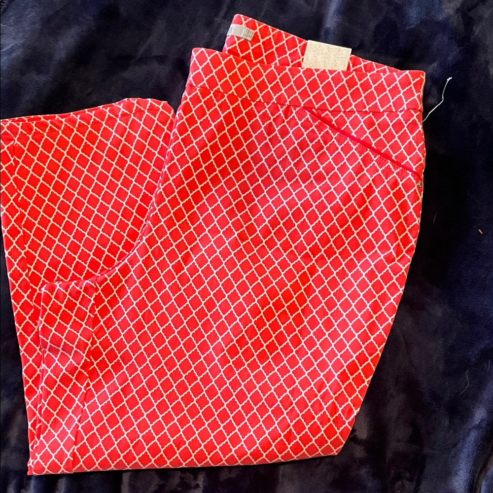 Coral Geometric Pattern Pants. Stretchy, flattering fit